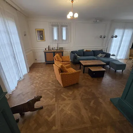 La Maison Bleue Avec Grande Piscine Chauffee