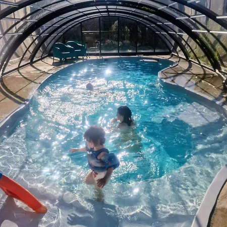 Ferienhaus La Maison Bleue Avec Grande Piscine Chauffee