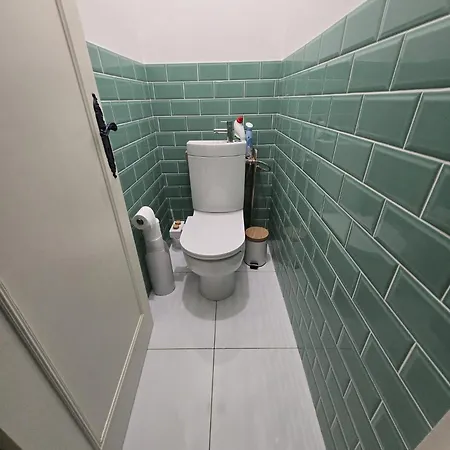 Дом отдыха La Maison Bleue Avec Grande Piscine Chauffee Bozouls