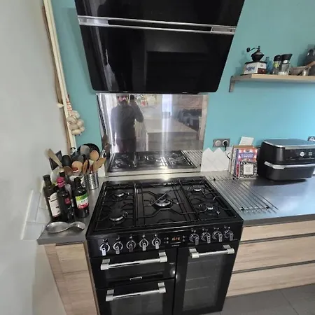 La Maison Bleue Avec Grande Piscine Chauffee Дом отдыха